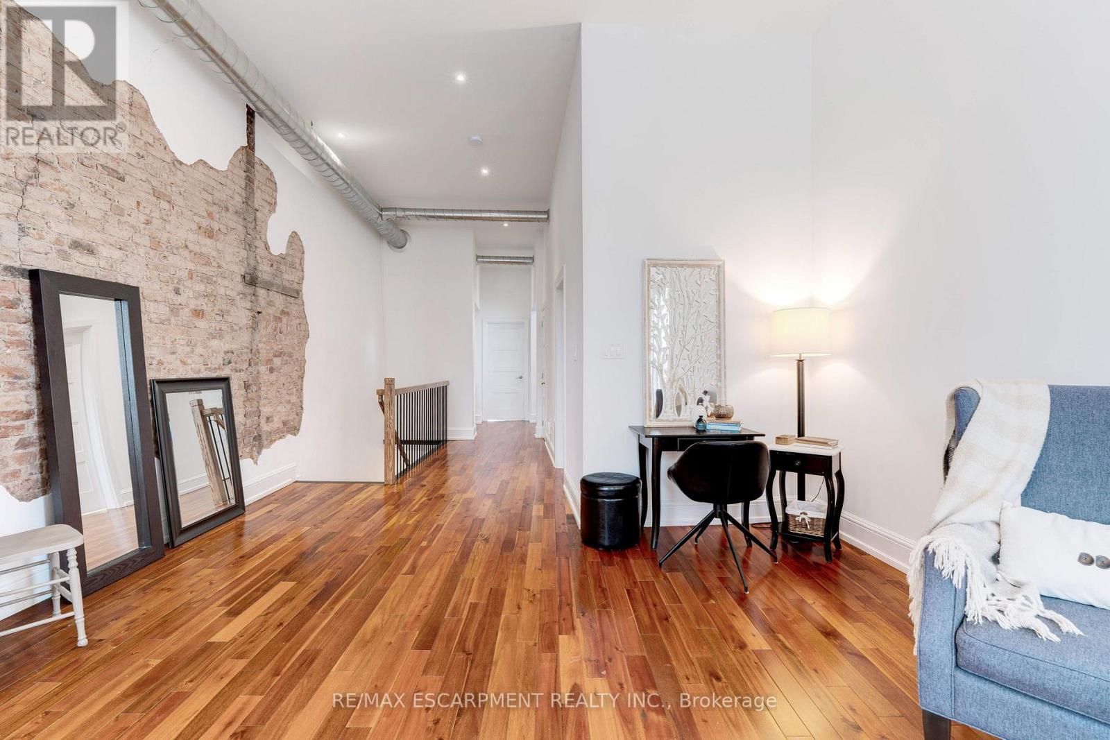 205 King Street E, Hamilton, ON