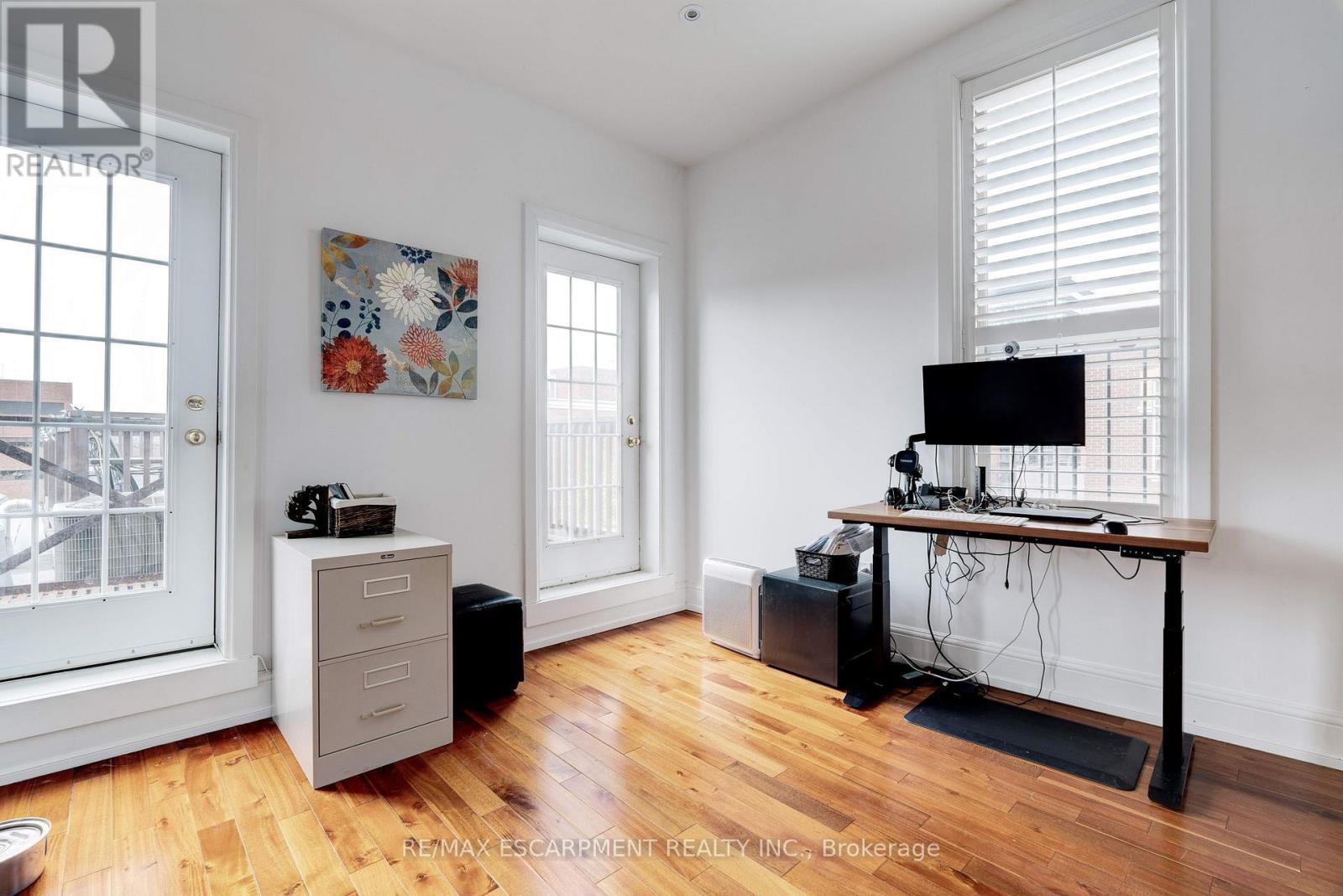 205 King Street E, Hamilton, ON