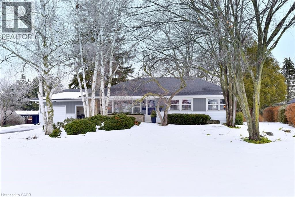 105 Overdale Avenue, Waterdown, ON - Outdoor With Facade