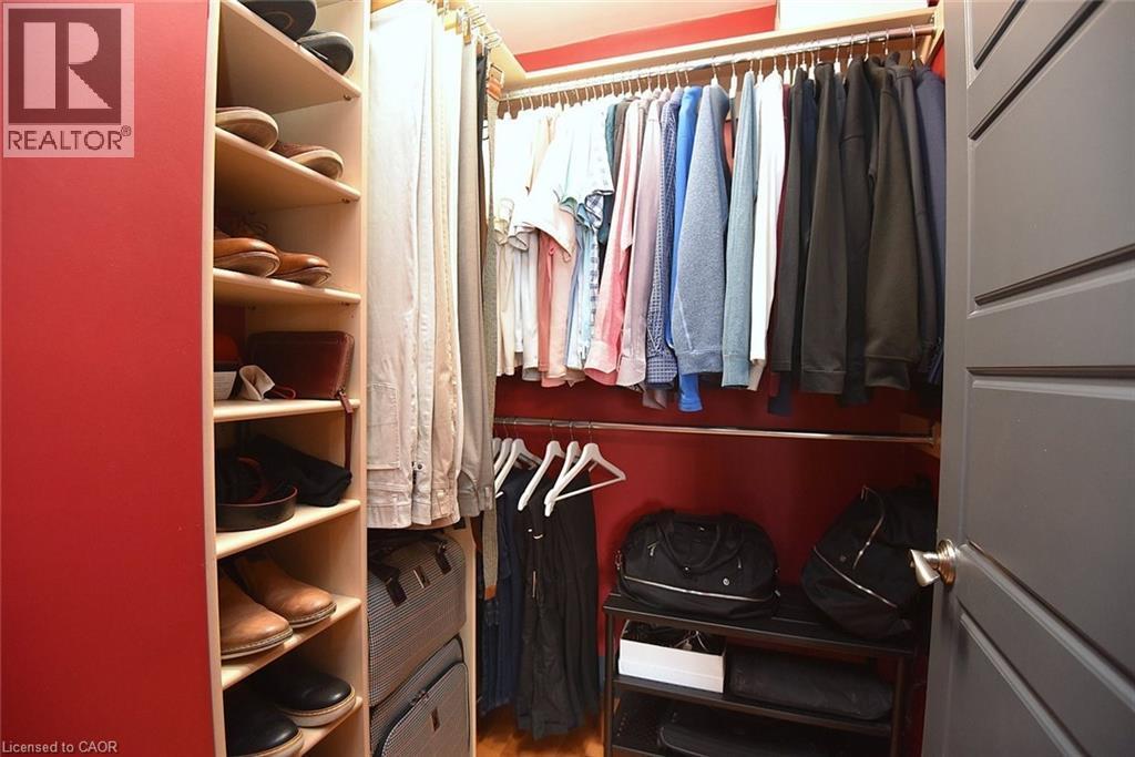 105 Overdale Avenue, Waterdown, ON - Indoor With Storage