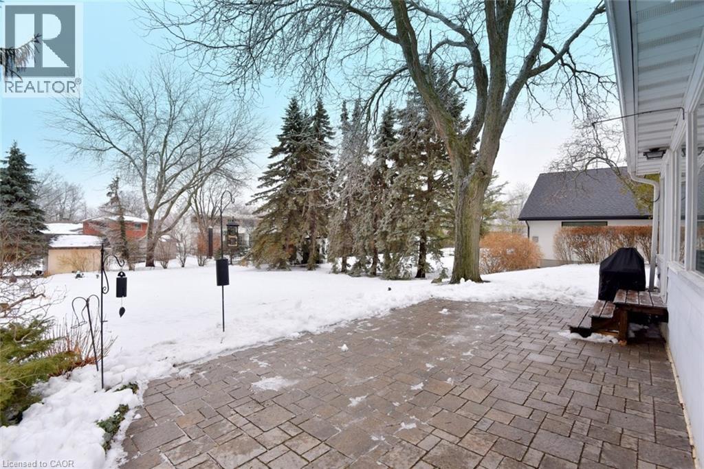 105 Overdale Avenue, Waterdown, ON - Outdoor