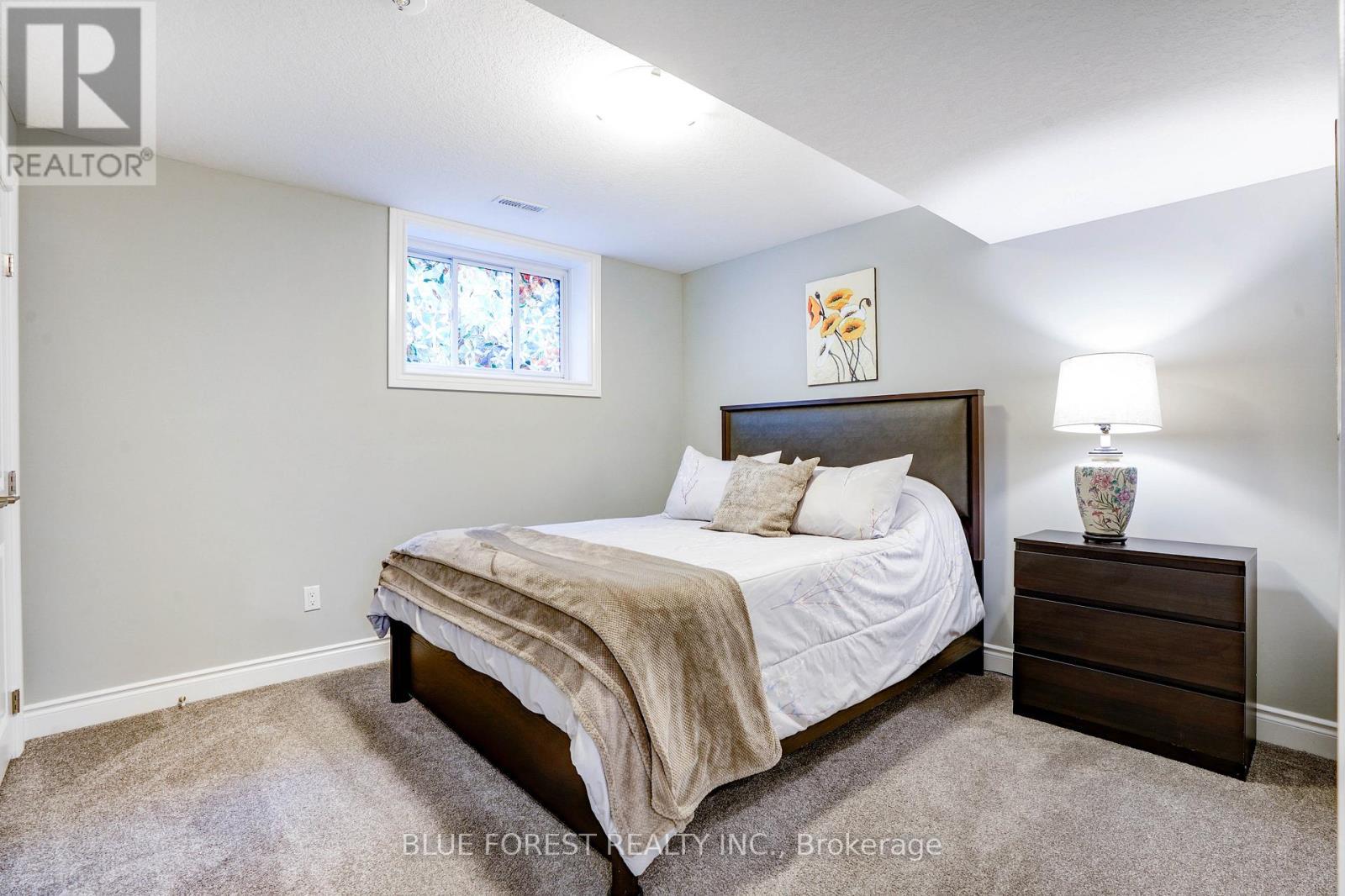 12 Auburn Drive, St. Thomas, ON - Indoor Photo Showing Bedroom