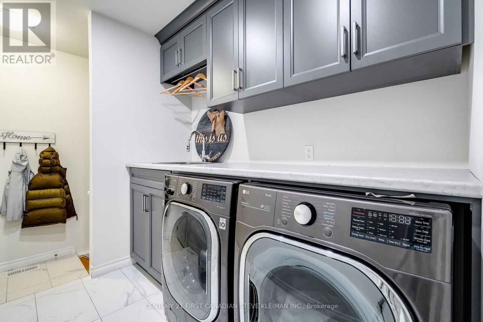 1091 Copeland Avenue, Windsor, ON - Indoor Photo Showing Laundry Room