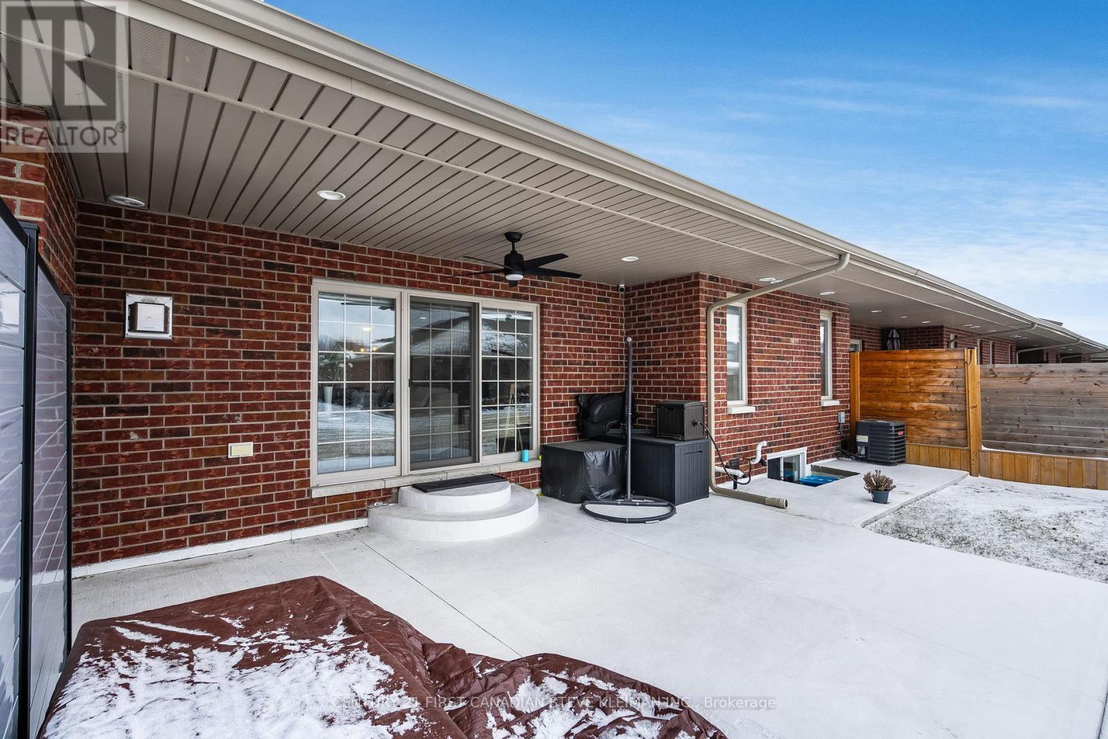 1091 Copeland Avenue, Windsor, ON - Outdoor With Deck Patio Veranda With Exterior