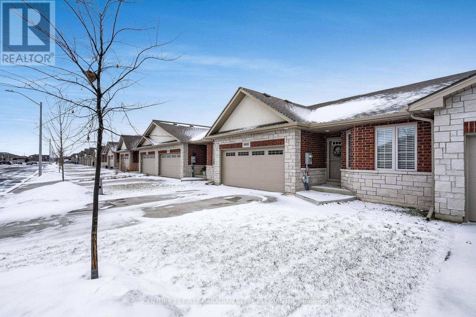 1091 Copeland Avenue, Windsor, ON - Outdoor With Facade