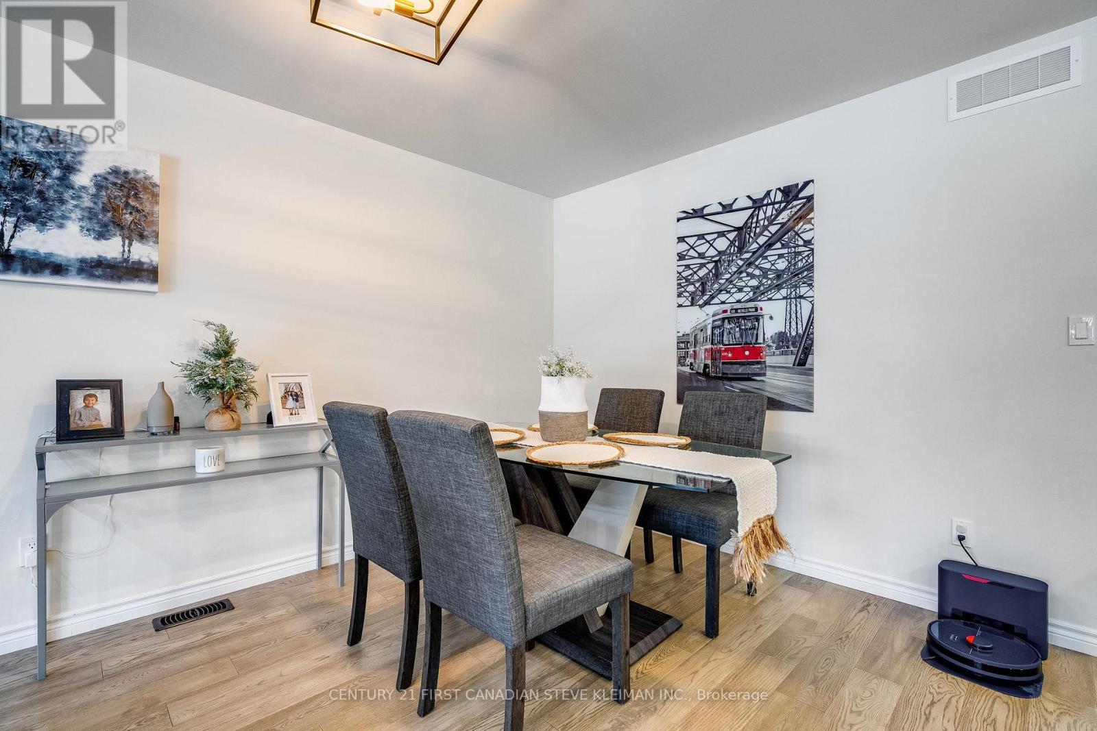 1091 Copeland Avenue, Windsor, ON - Indoor