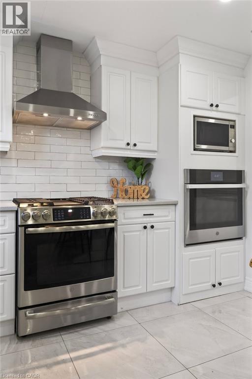 258 Sanatorium Road, Hamilton, ON - Indoor Photo Showing Kitchen