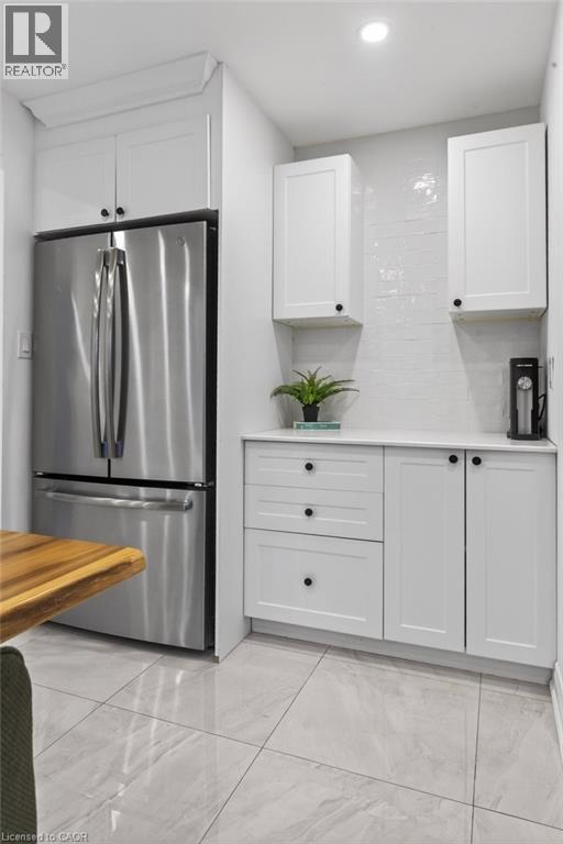 258 Sanatorium Road, Hamilton, ON - Indoor Photo Showing Kitchen