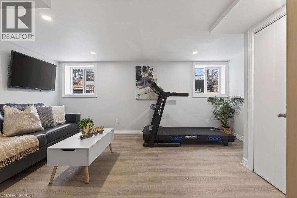 258 Sanatorium Road, Hamilton, ON - Indoor