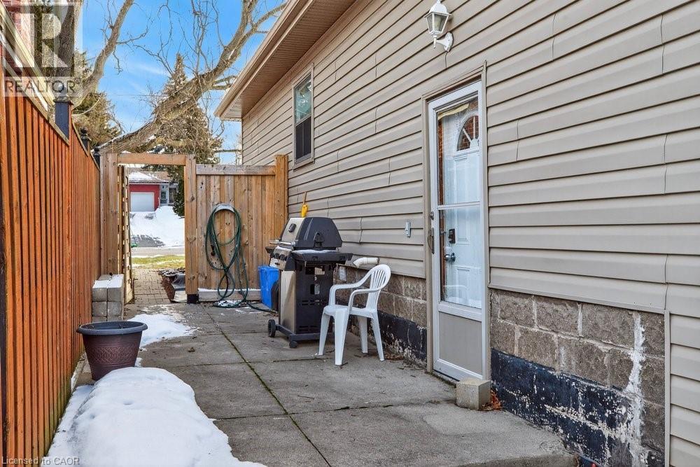 258 Sanatorium Road, Hamilton, ON - Outdoor With Exterior