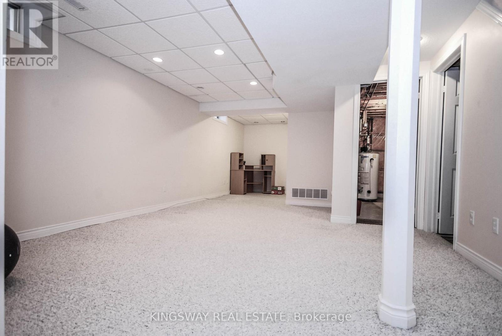 5468 Palmerston Crescent, Mississauga, ON - Indoor Photo Showing Other Room