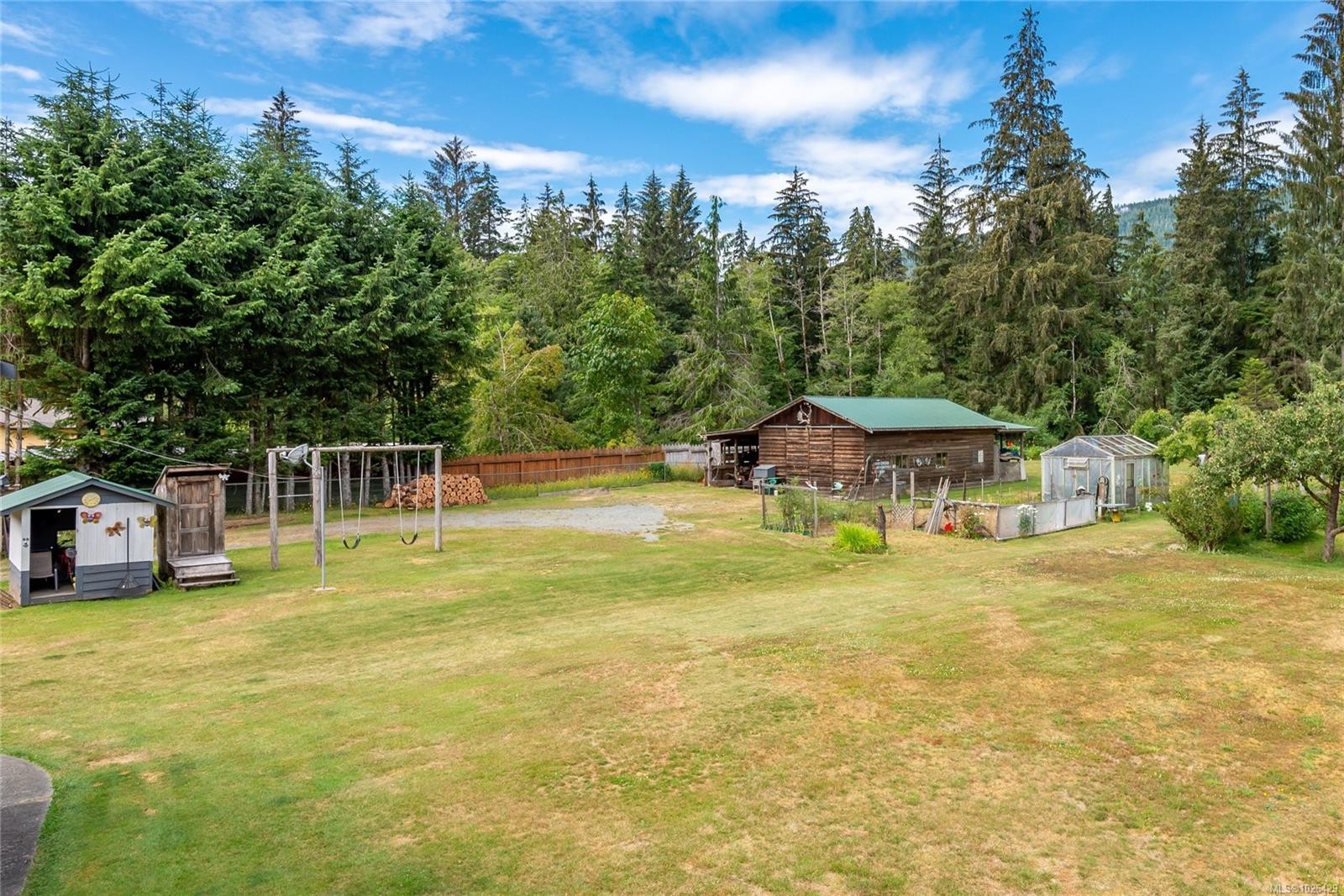 1301 Sayward Rd, Sayward, BC