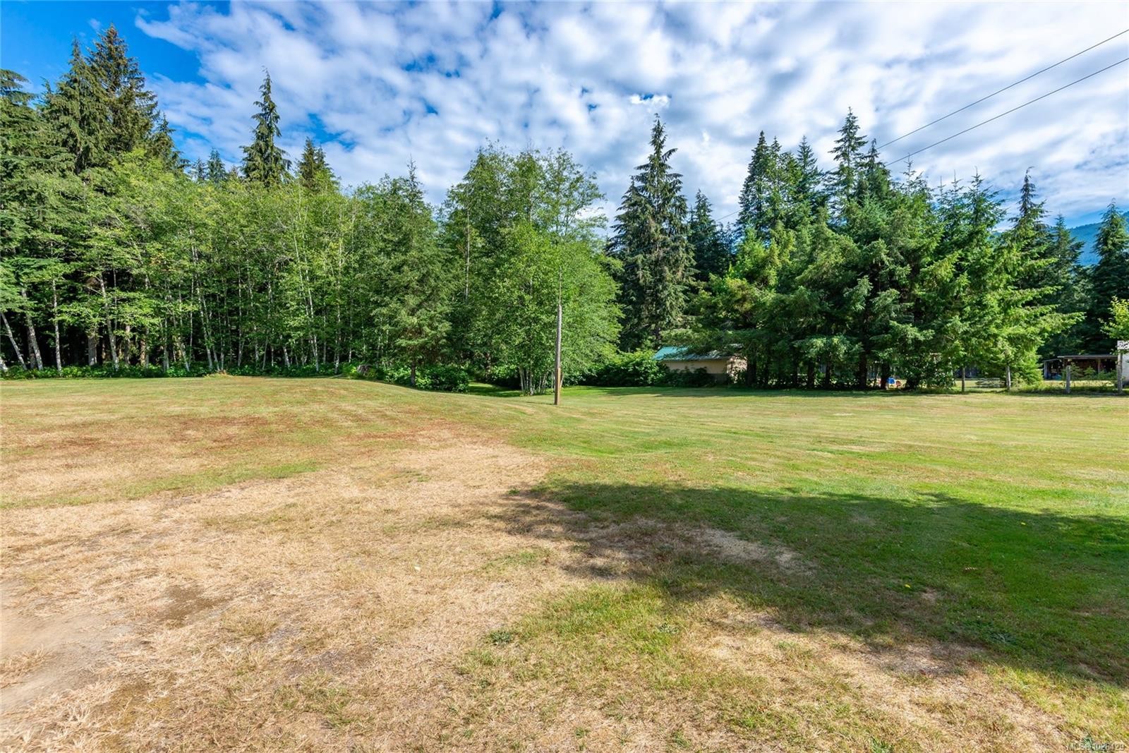 1301 Sayward Rd, Sayward, BC