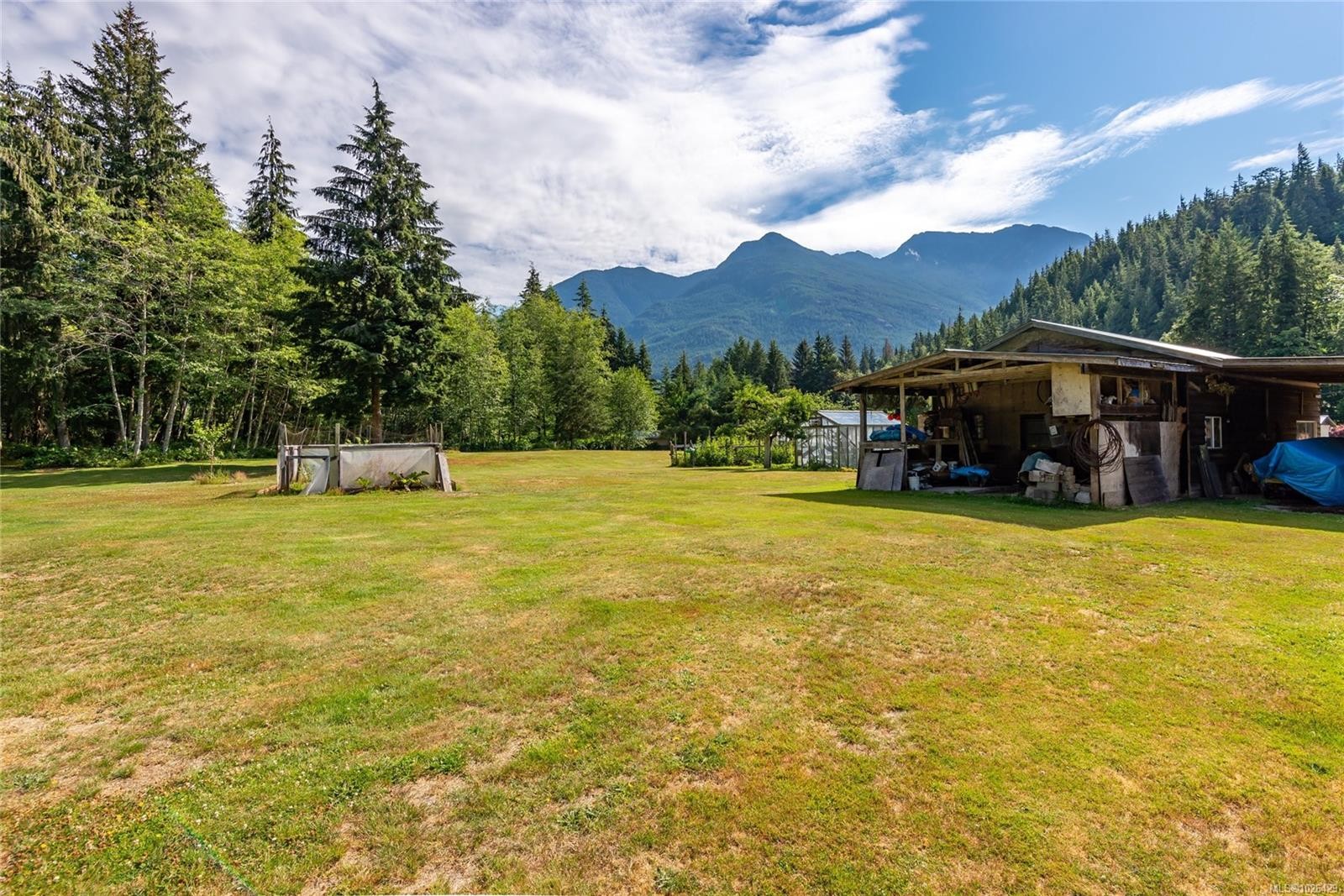 1301 Sayward Rd, Sayward, BC