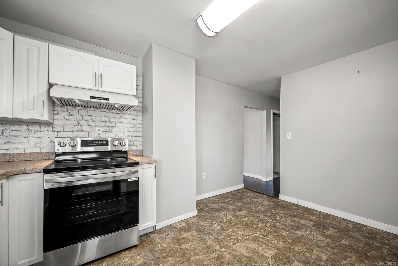 754 7Th Ave, Campbell River, BC