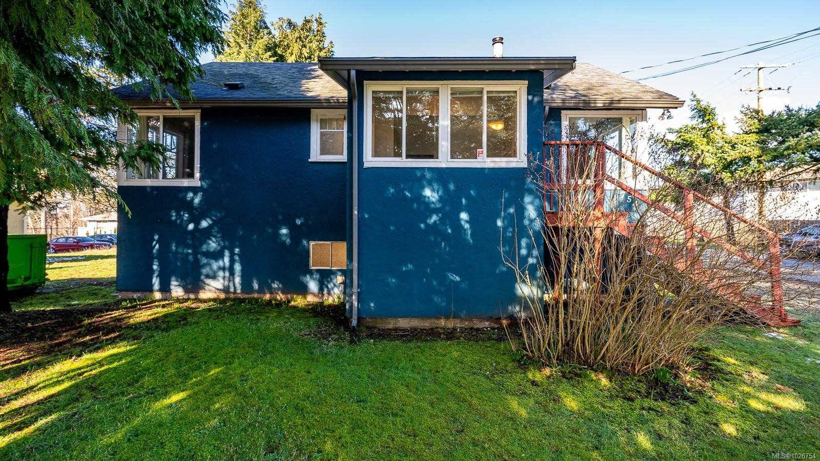 754 7Th Ave, Campbell River, BC