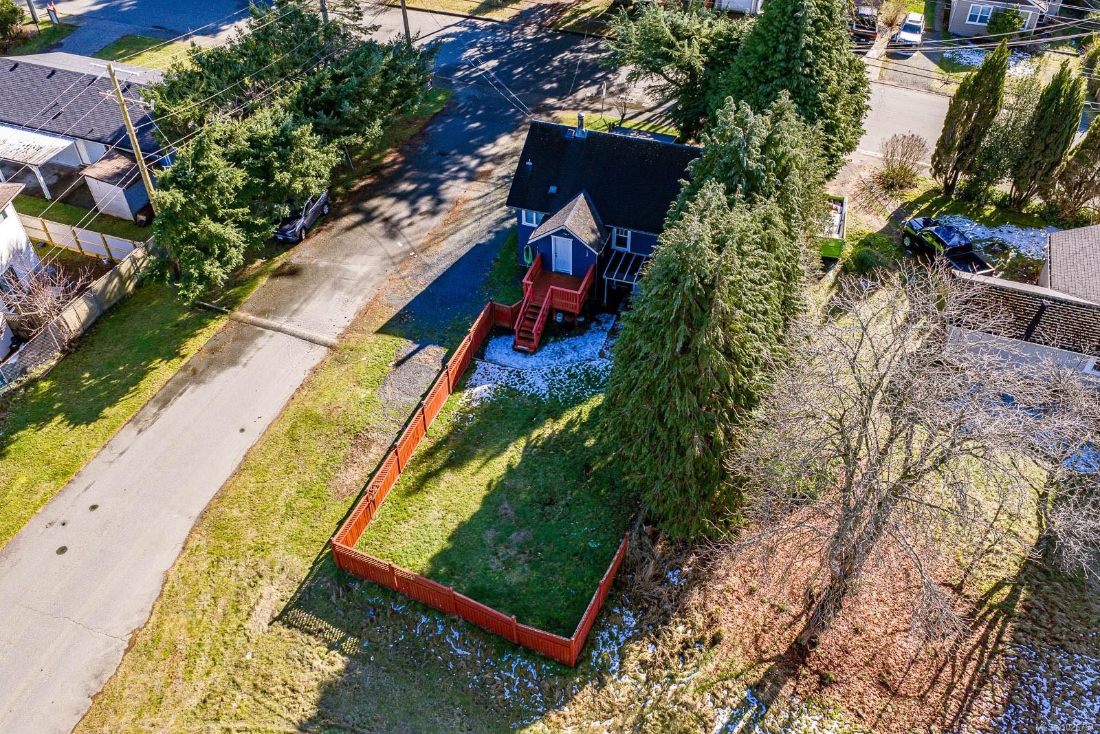 754 7Th Ave, Campbell River, BC
