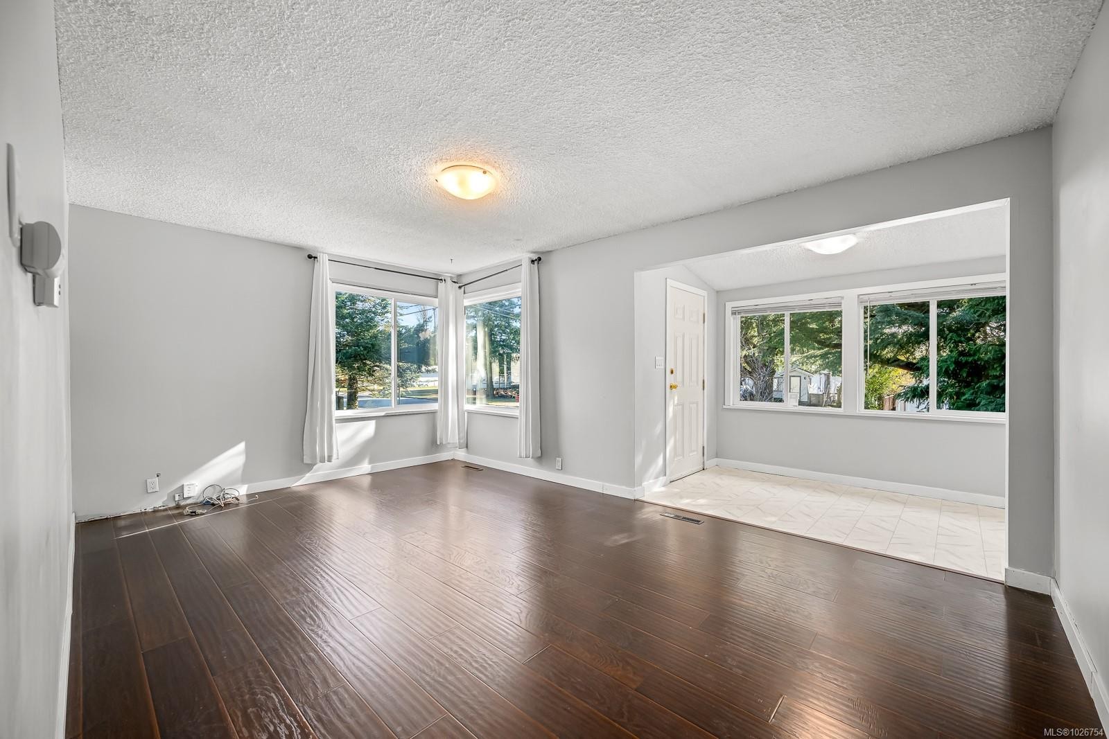 754 7Th Ave, Campbell River, BC
