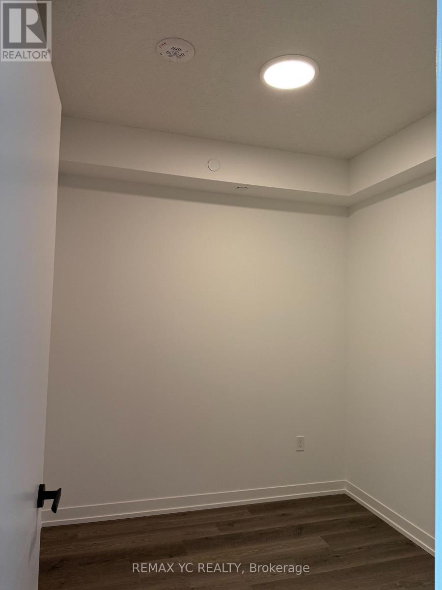 4311 - 8 Interchange Way, Vaughan, ON - Indoor Photo Showing Other Room