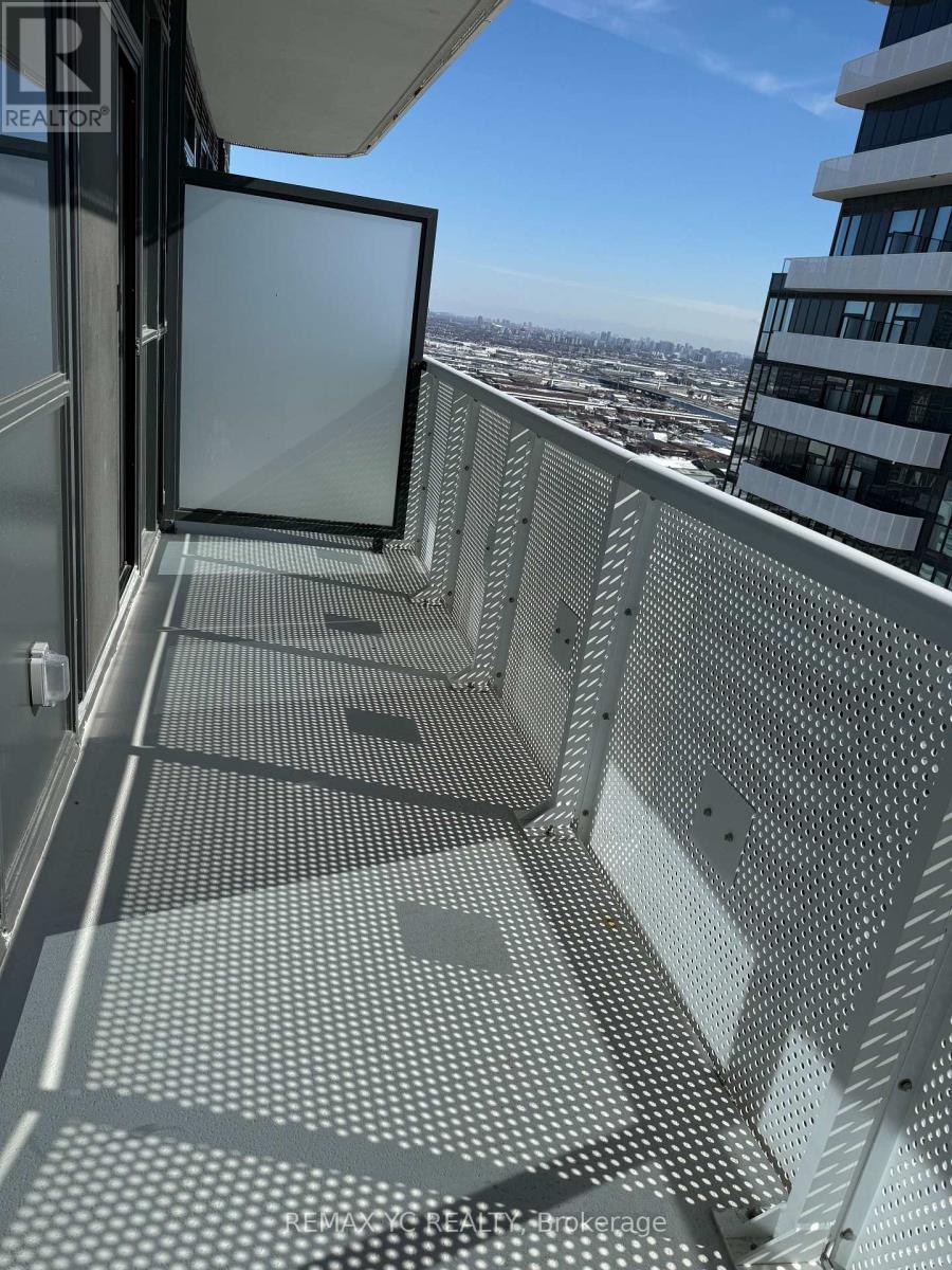 4311 - 8 Interchange Way, Vaughan, ON - Outdoor With Exterior