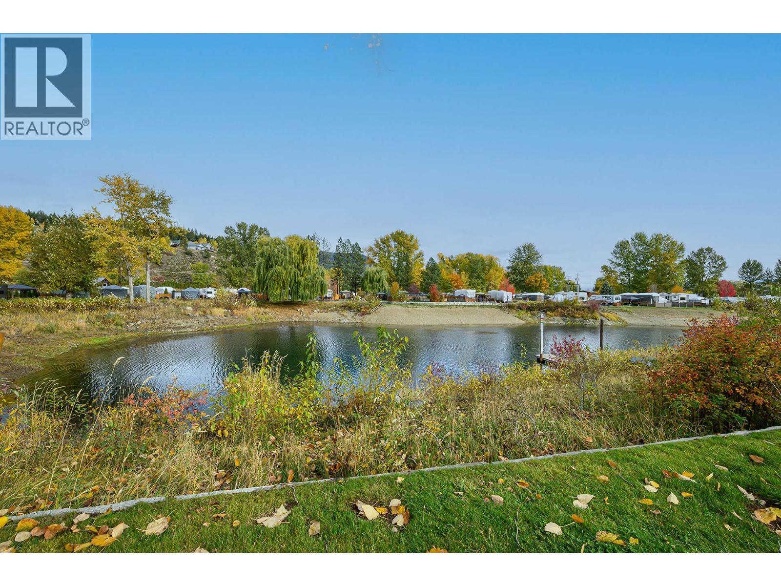 2 Clubhouse Lane, Lee Creek, BC