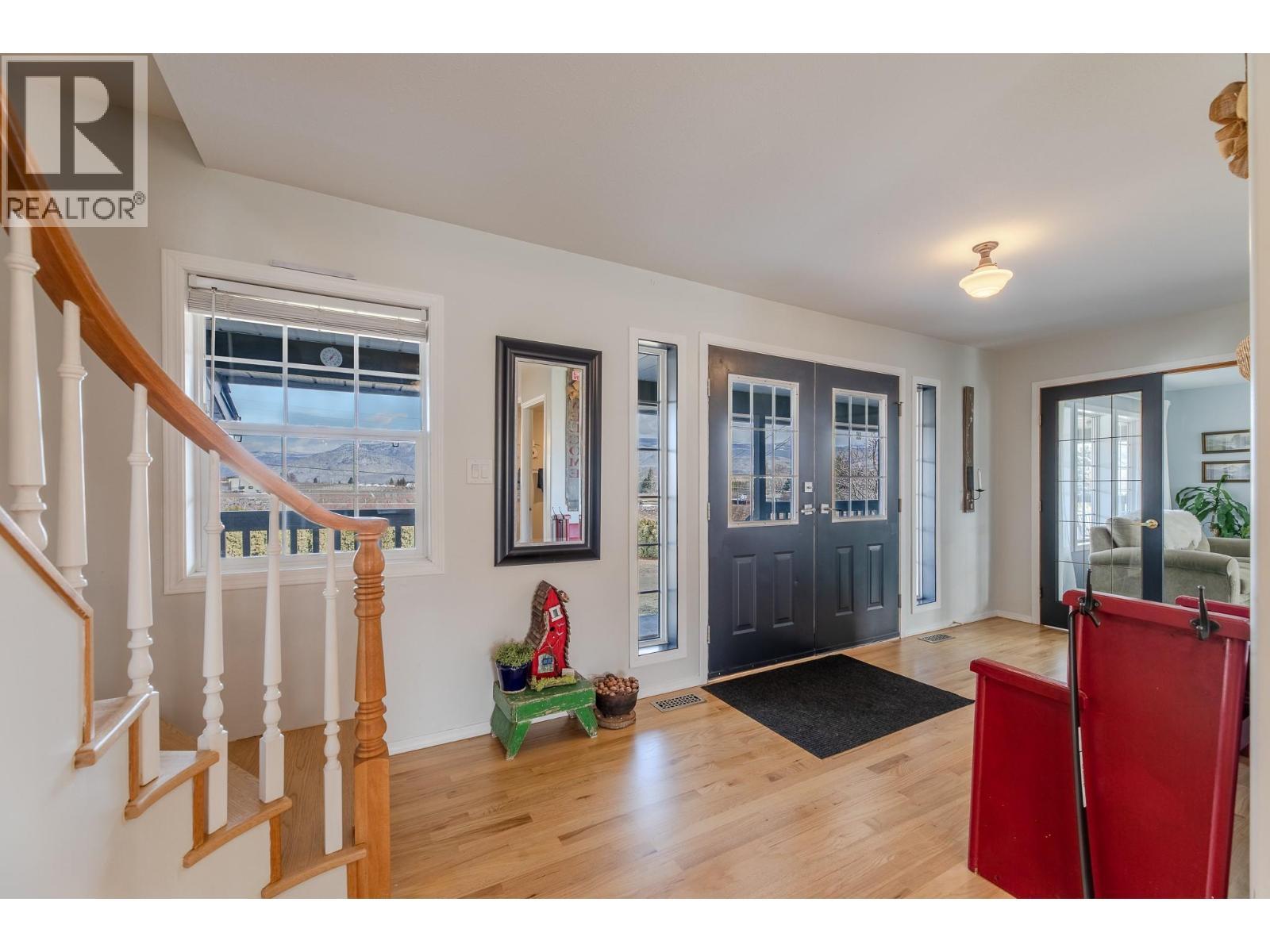 445 Road 5, Oliver, BC - Indoor Photo Showing Other Room