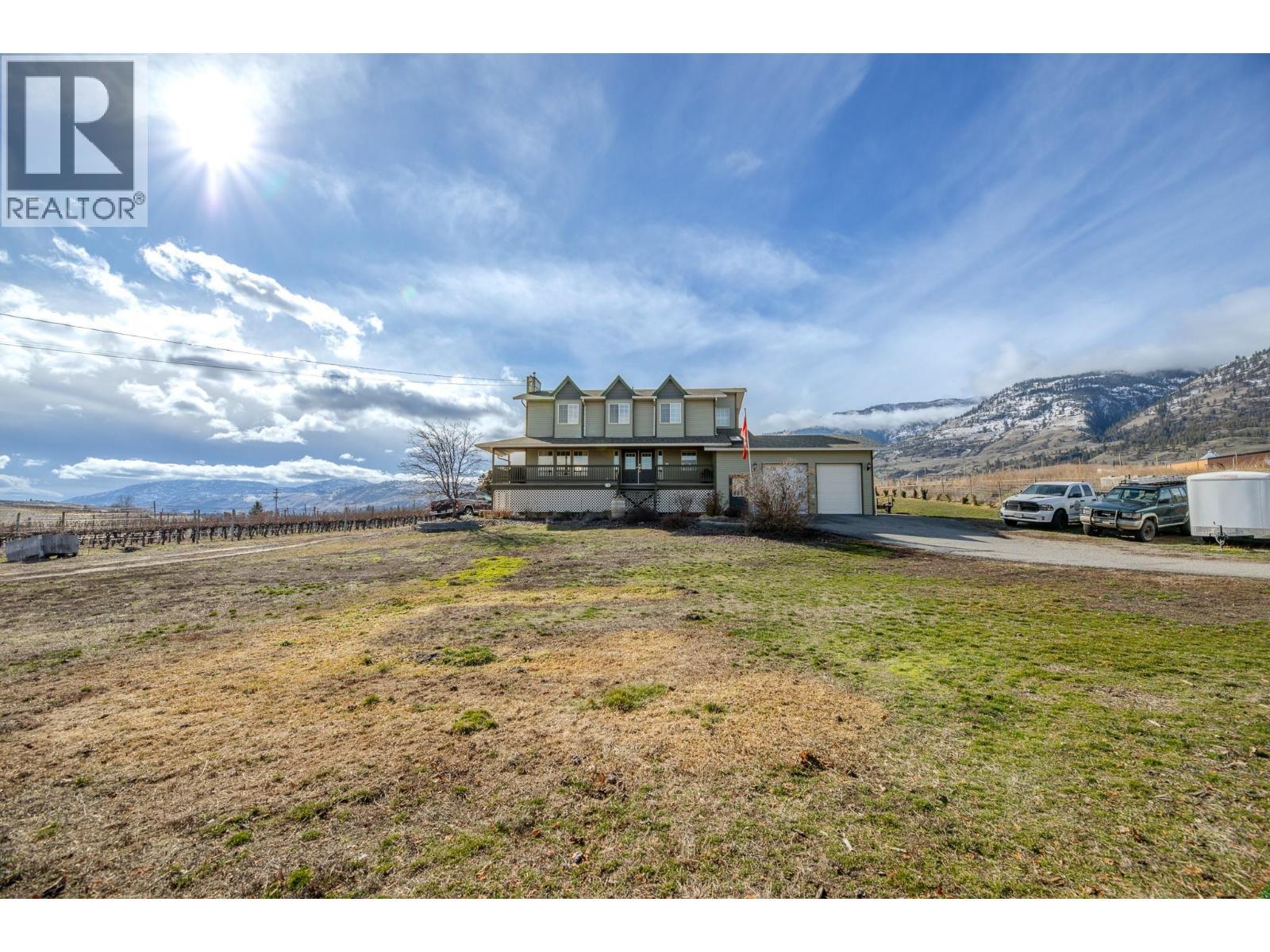 445 Road 5, Oliver, BC - Outdoor With View