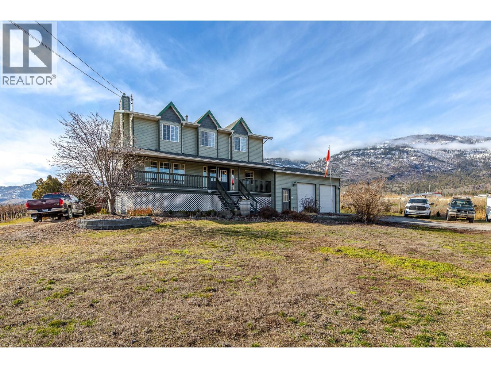 445 Road 5, Oliver, BC - Outdoor With Deck Patio Veranda