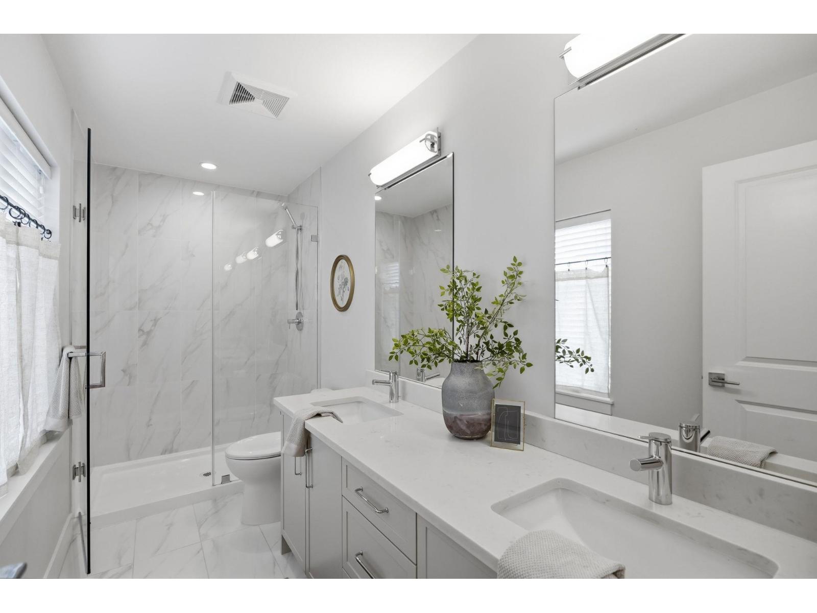 30 22128 48A Avenue, Langley, BC - Indoor Photo Showing Bathroom