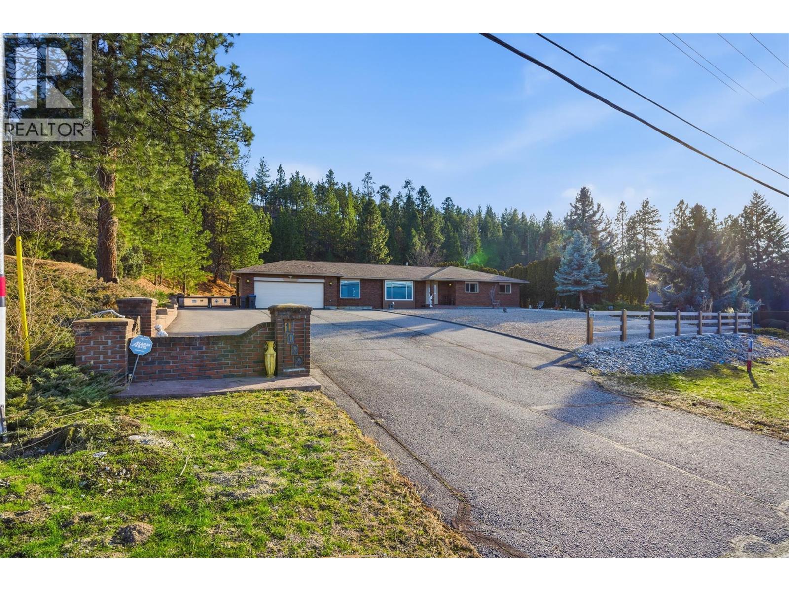 1099 Dehart Road, Kelowna, BC - Outdoor