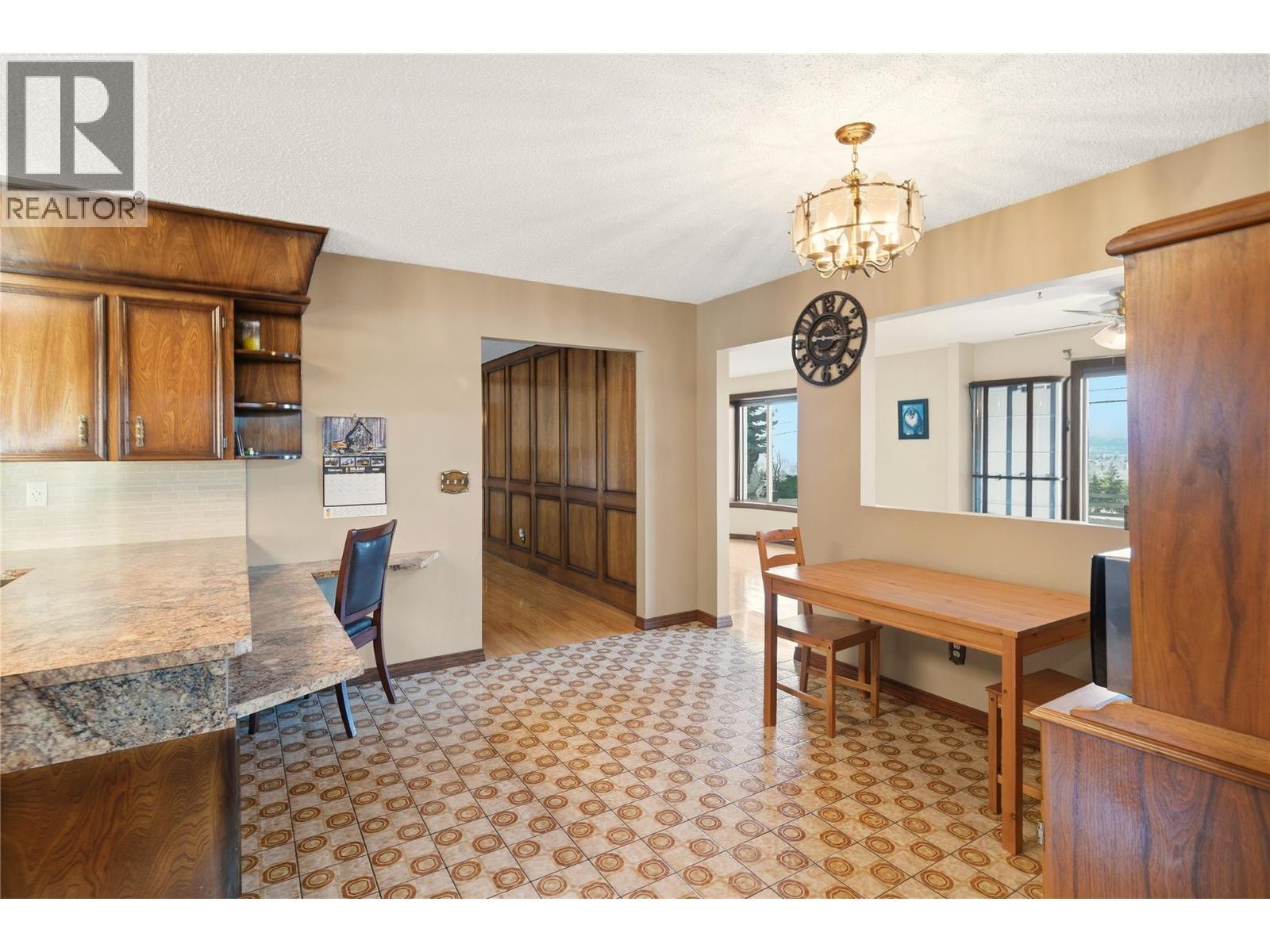 1099 Dehart Road, Kelowna, BC - Indoor