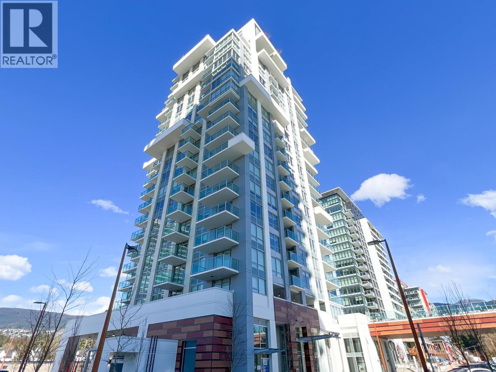 807 1675 Lions Gate Lane, North Vancouver, BC - Outdoor With Balcony With Facade