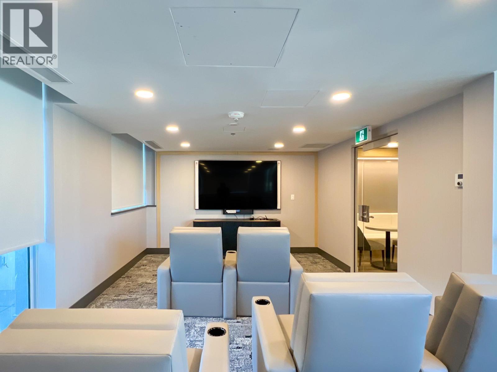 807 1675 Lions Gate Lane, North Vancouver, BC - Indoor