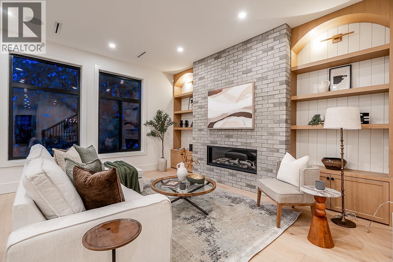 1228 Stellers Jay Place, Delta, BC - Indoor Photo Showing Living Room With Fireplace