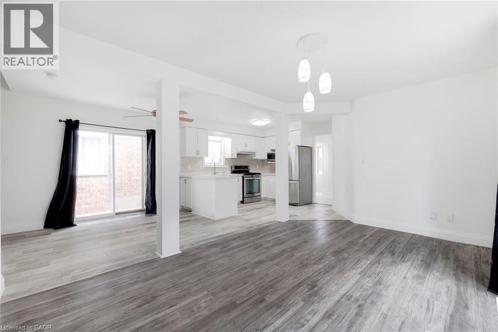 347 Keewatin Avenue, Kitchener, ON - Indoor