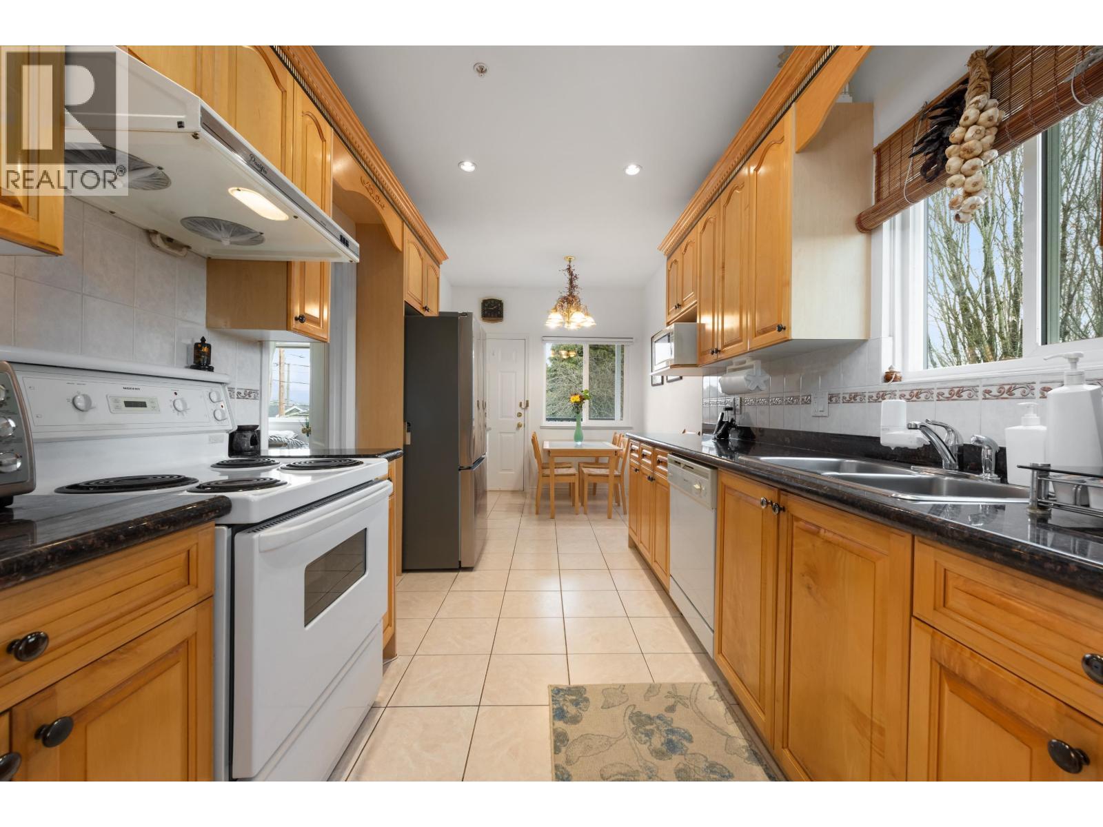 2423 E 4Th Avenue, Vancouver, BC - Indoor Photo Showing Kitchen With Double Sink