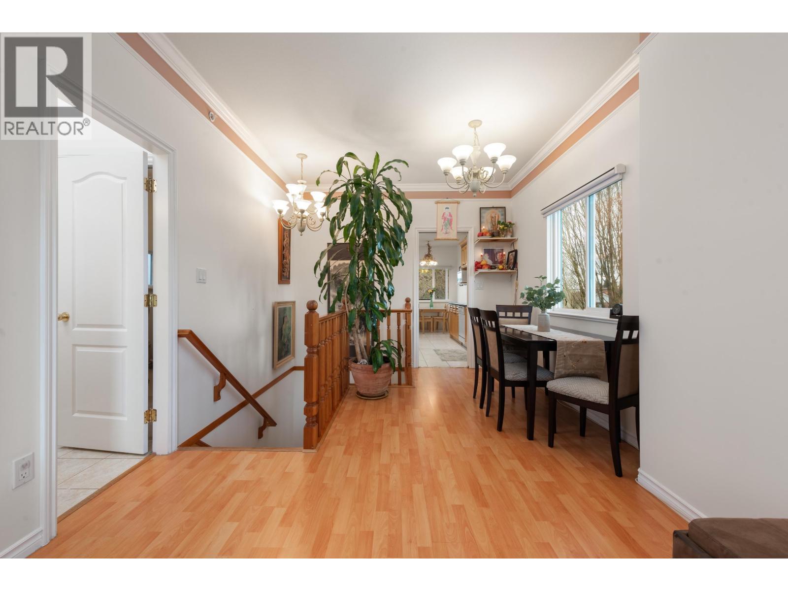 2423 E 4Th Avenue, Vancouver, BC - Indoor