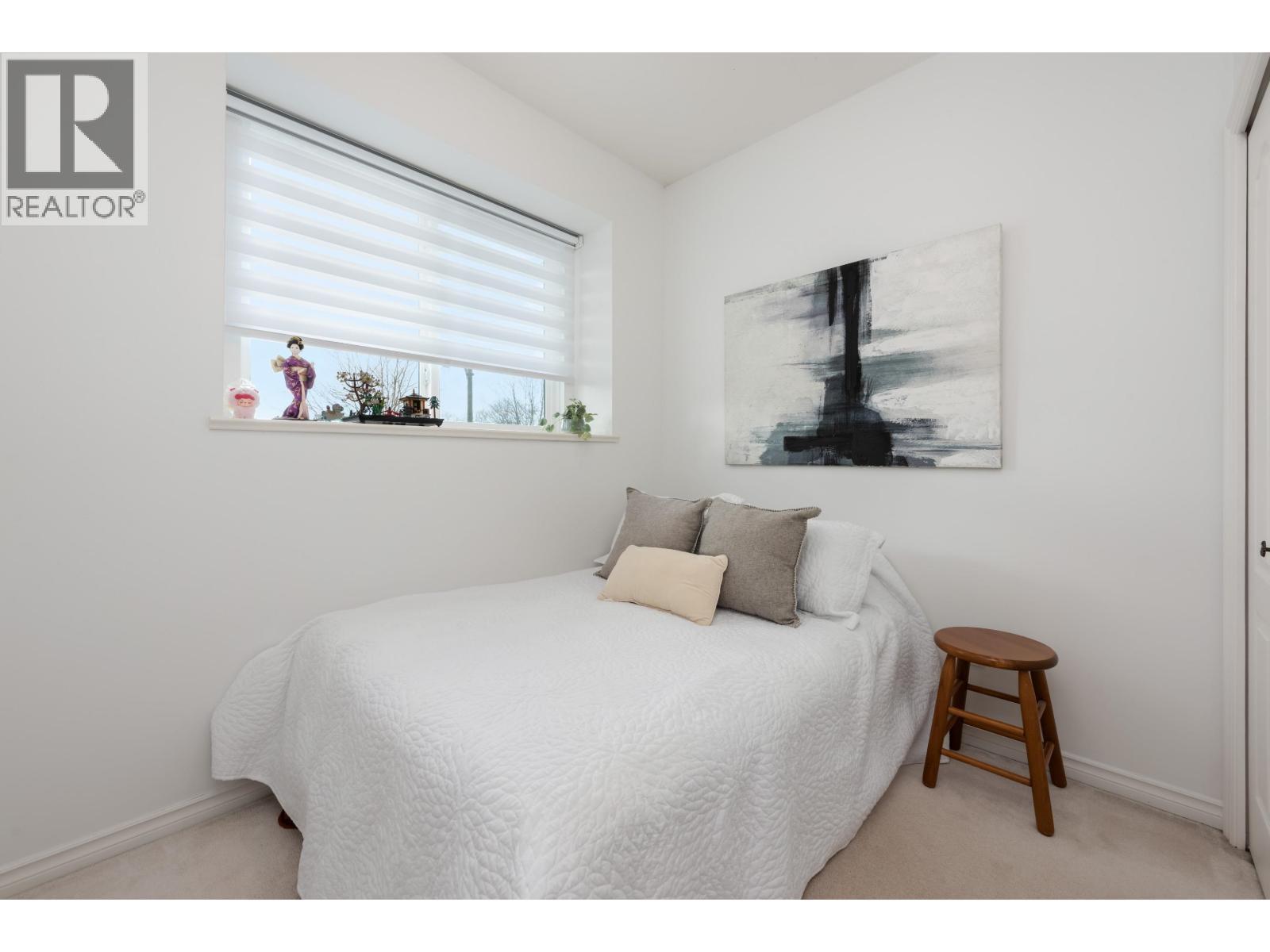 2423 E 4Th Avenue, Vancouver, BC - Indoor Photo Showing Bedroom