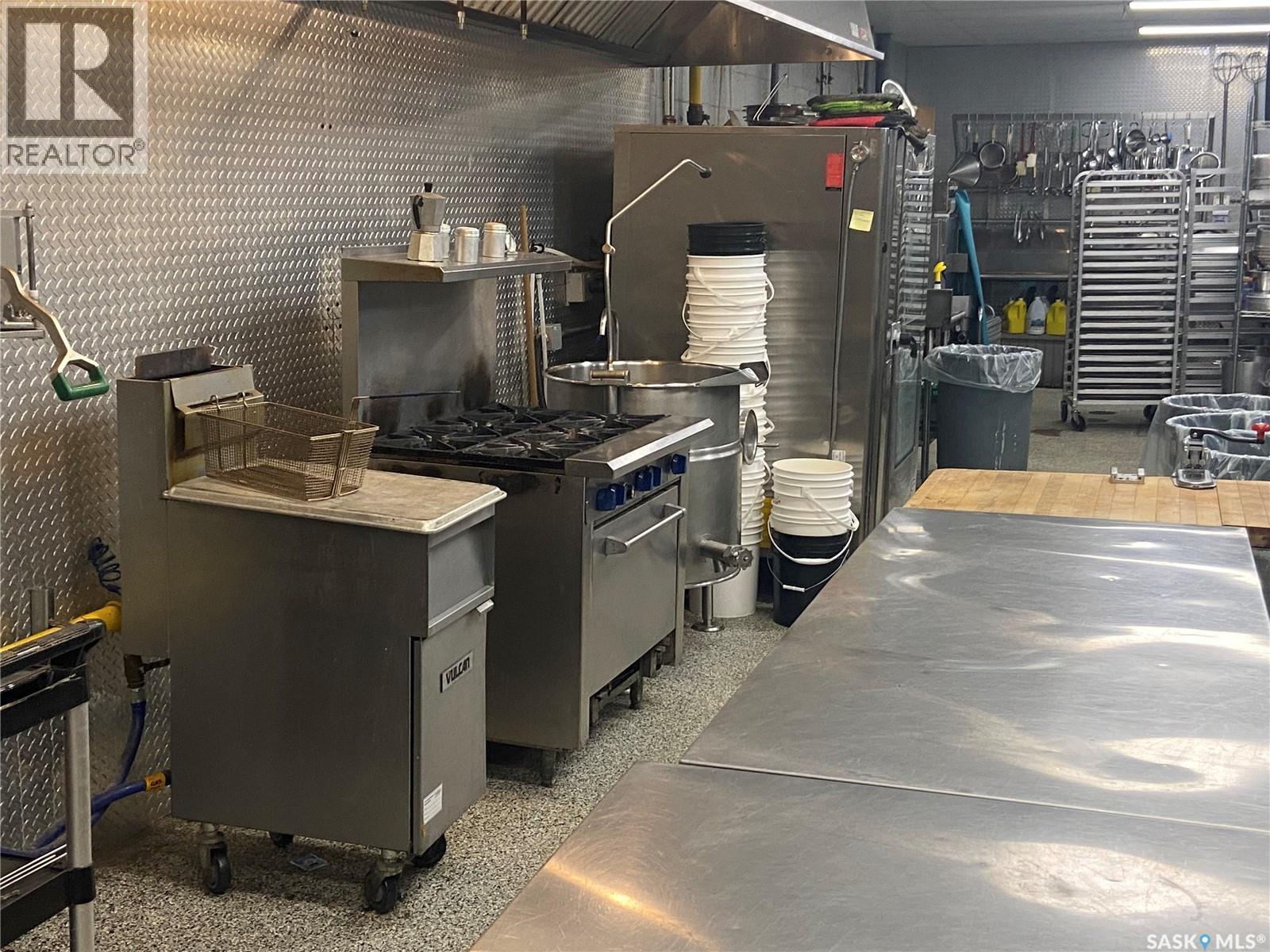 340 6Th Avenue E, Regina, SK