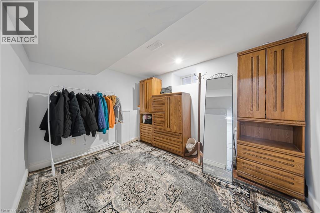 118 Cope Street, Hamilton, ON - Indoor