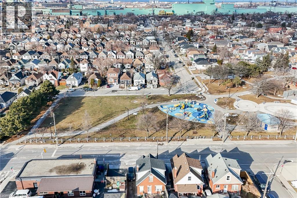 118 Cope Street, Hamilton, ON - Outdoor With View