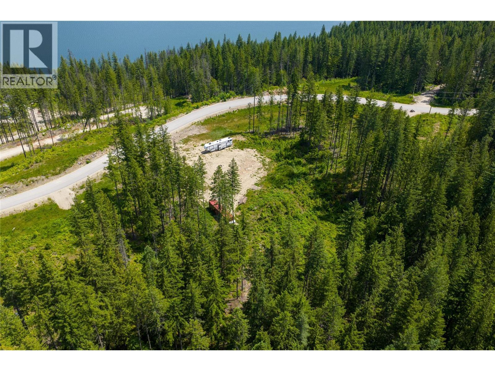 7974 Arrowhead Road, Revelstoke, BC