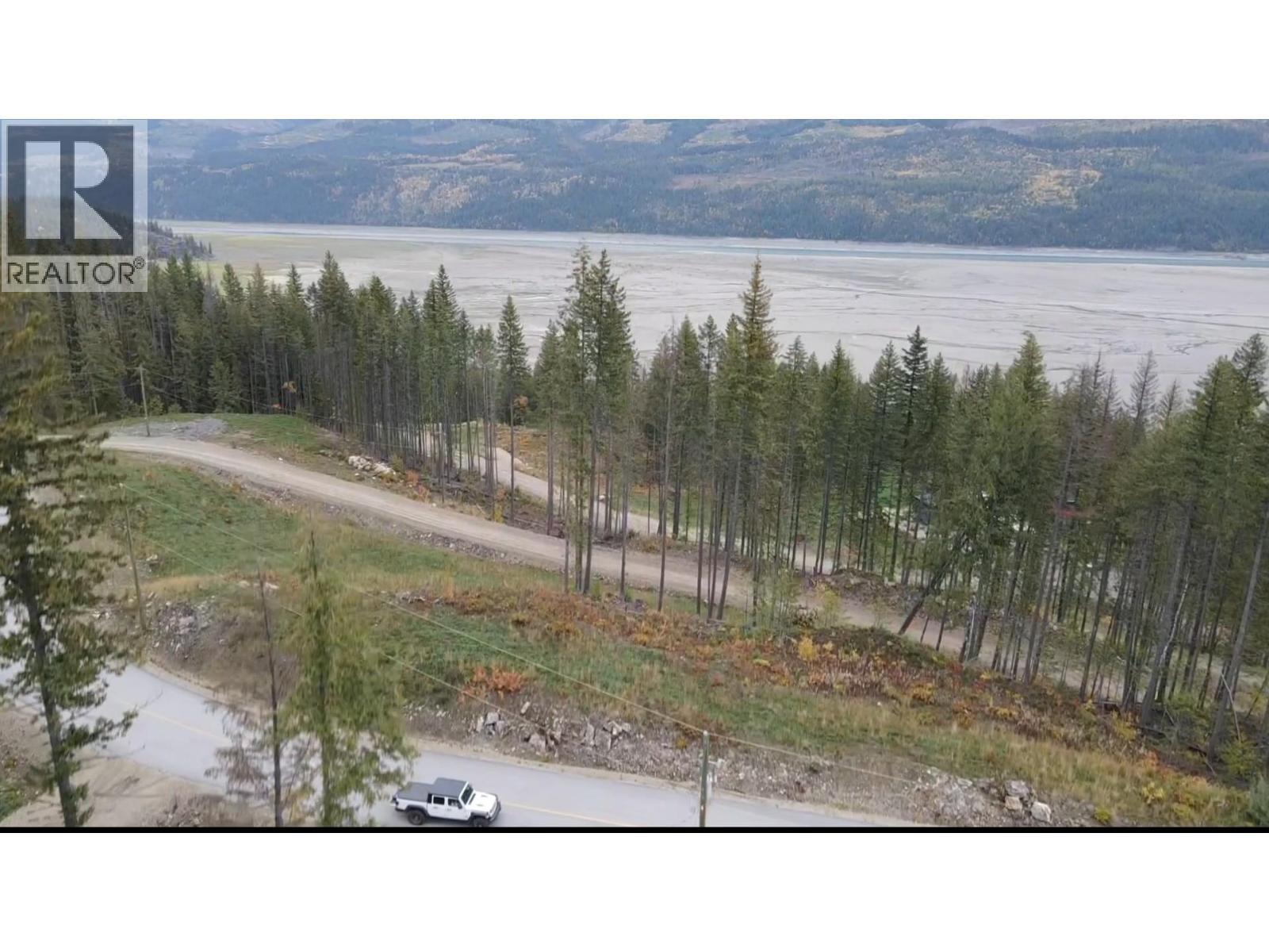 7974 Arrowhead Road, Revelstoke, BC