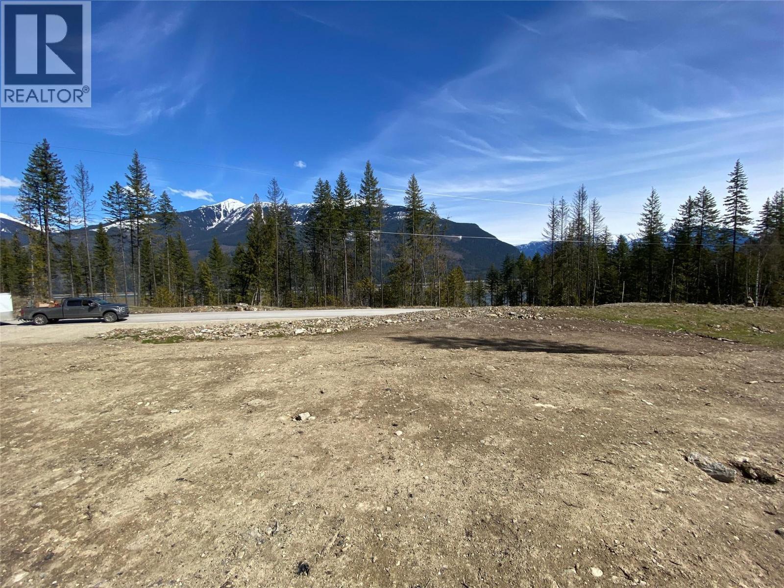 7974 Arrowhead Road, Revelstoke, BC