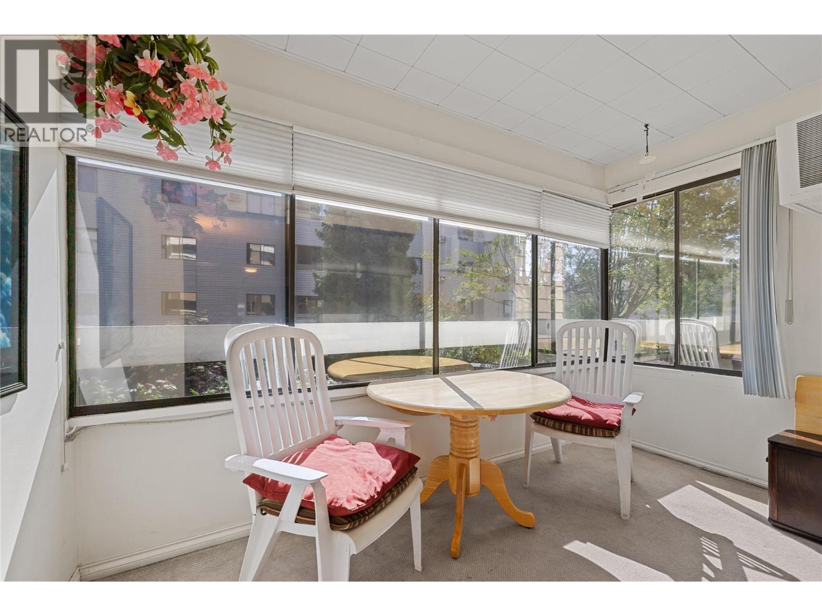 1035 Bernard Avenue Unit# 104, Kelowna, BC - Indoor