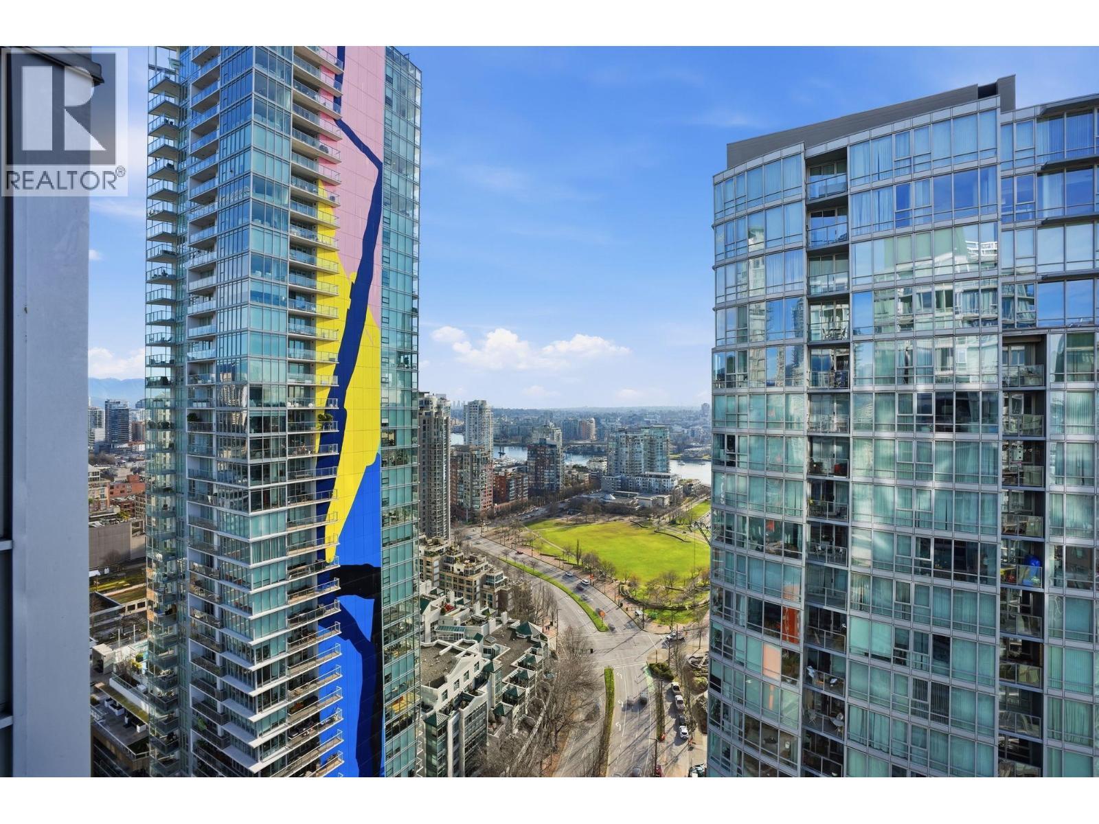 3206 1495 Richards Street, Vancouver, BC - Outdoor With Facade