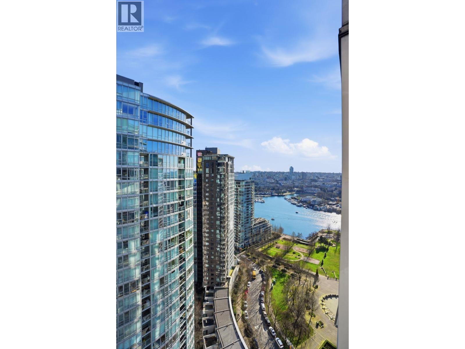 3206 1495 Richards Street, Vancouver, BC - Outdoor