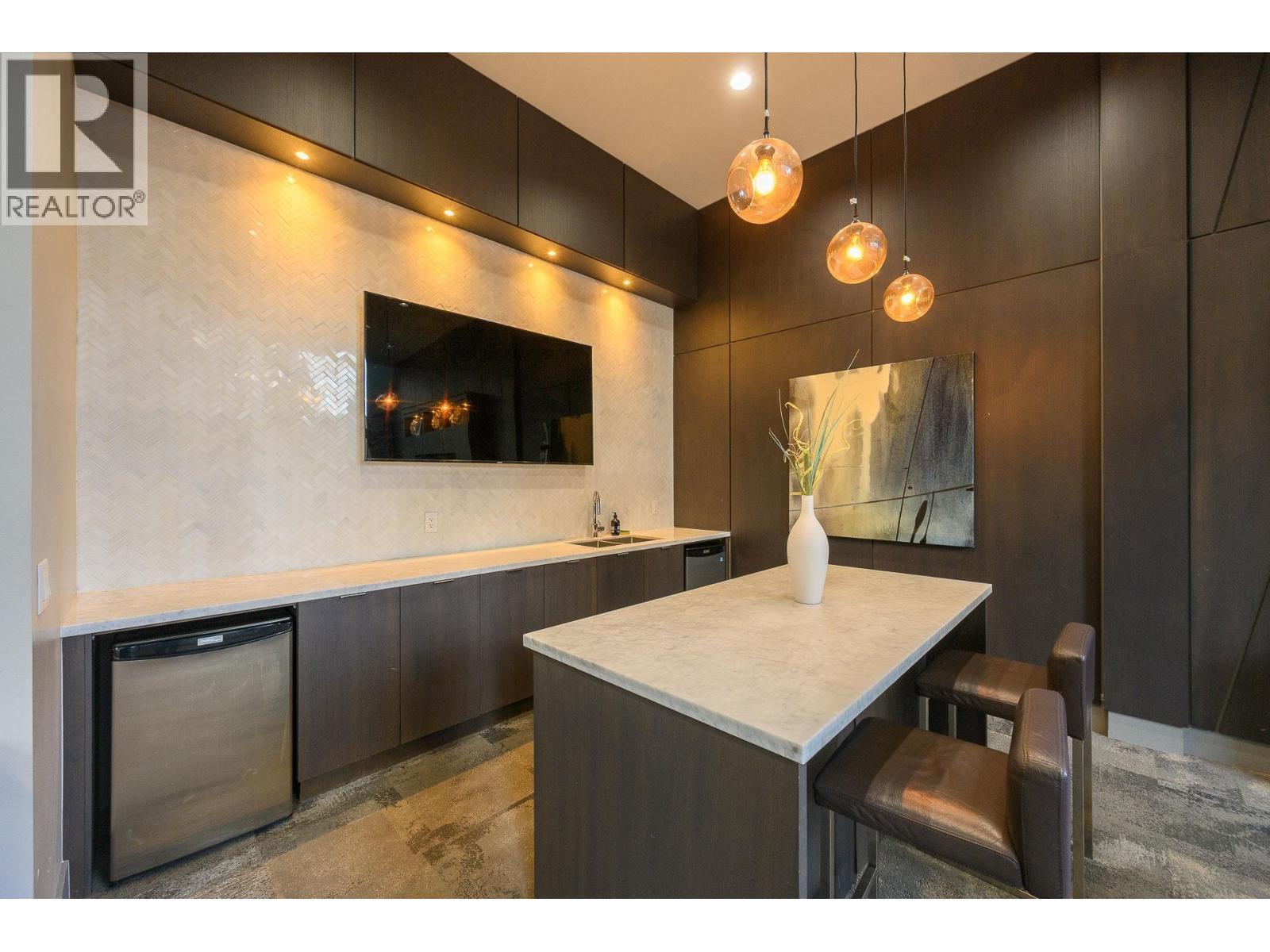 2307 3093 Windsor Gate, Coquitlam, BC - Indoor