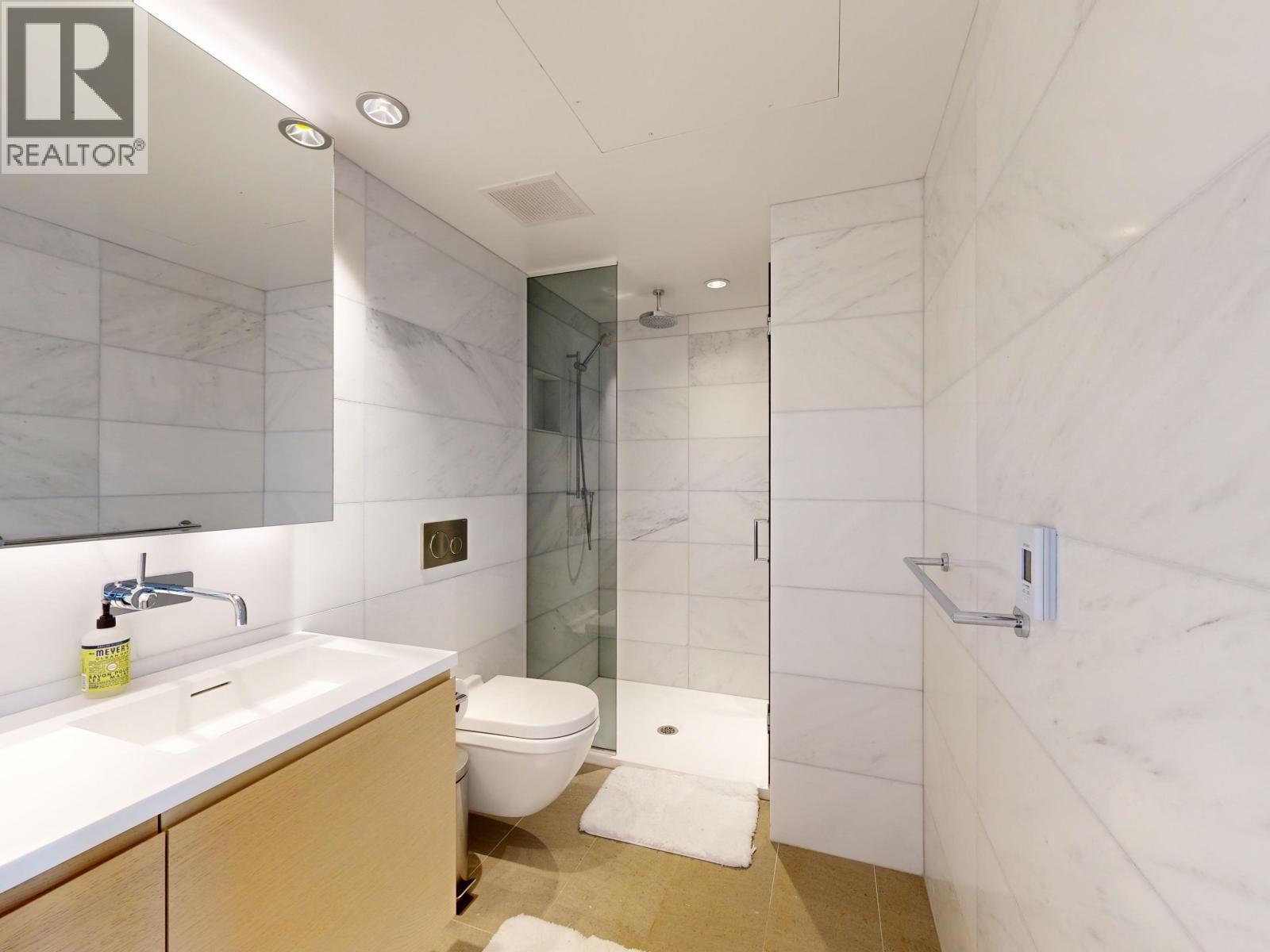 2103 1289 Hornby Street, Vancouver, BC - Indoor Photo Showing Bathroom