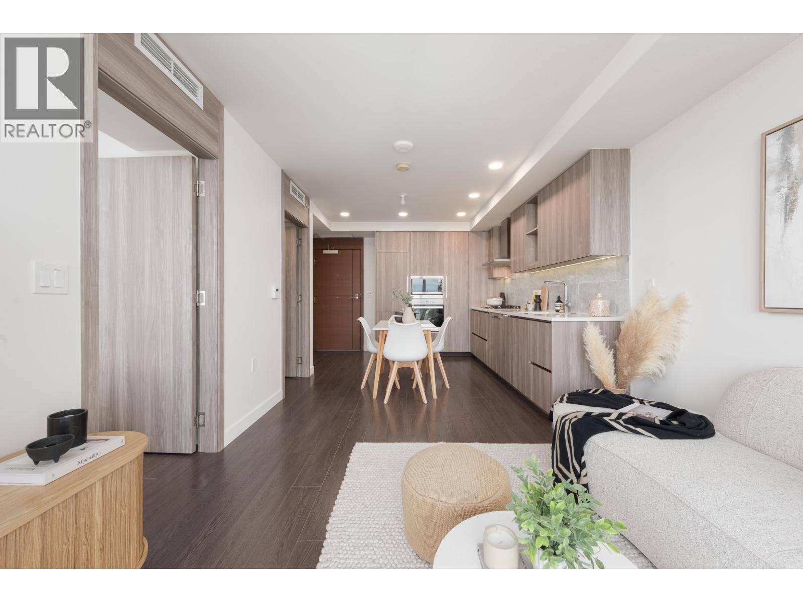 2105 433 Sw Marine Drive, Vancouver, BC - Indoor